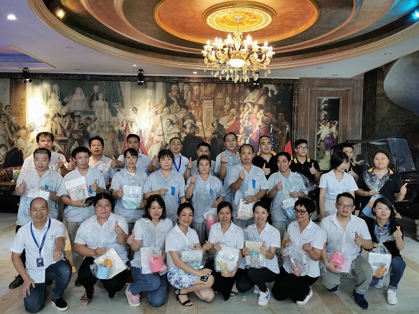 心怀感恩，携手并肩, 以主人翁的精神与阿里共成长